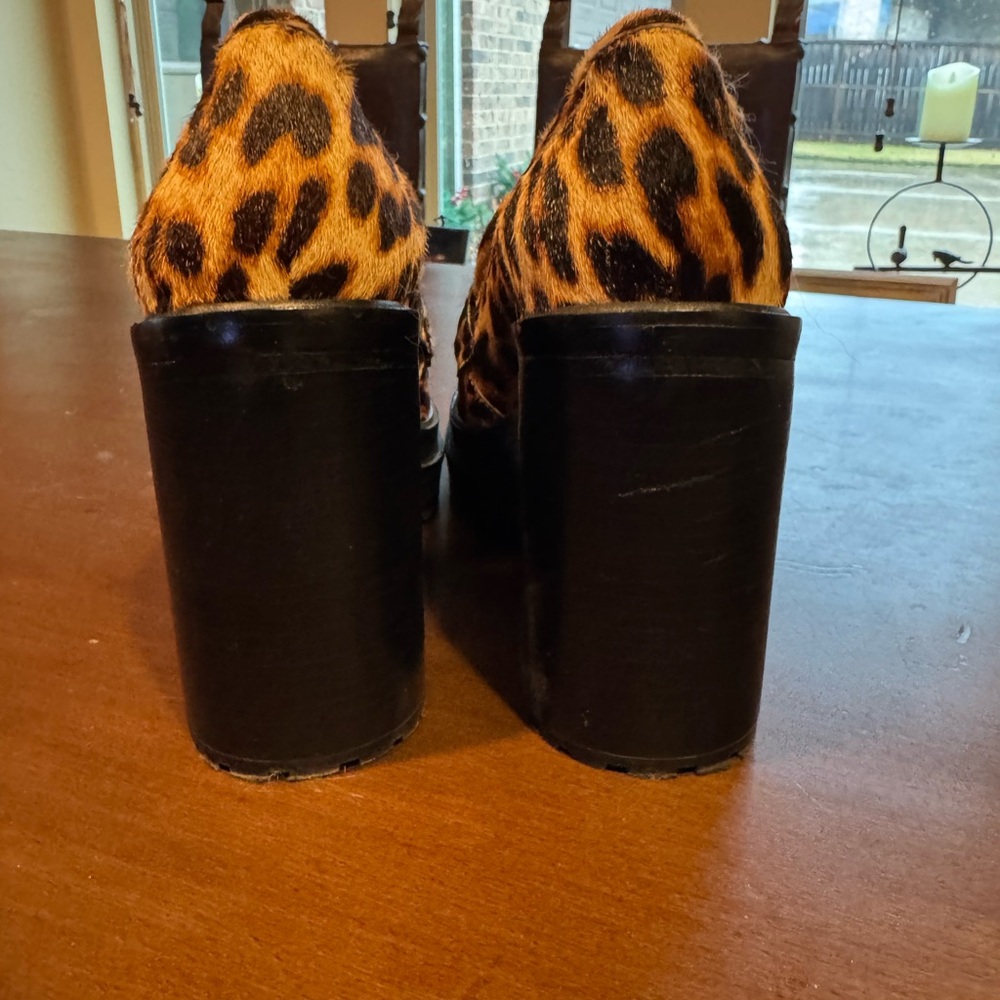 Gianni Bini Dyed Calf Hair Leopard Print Women Shoes size 9.5M - Picture 3 of 10